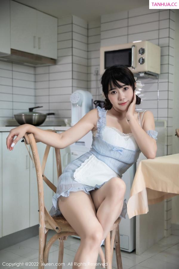   [XiuRen]高清写真图 2022.11.10 No.5834 严利娅Yuliya 丰腴美臀第9张图片